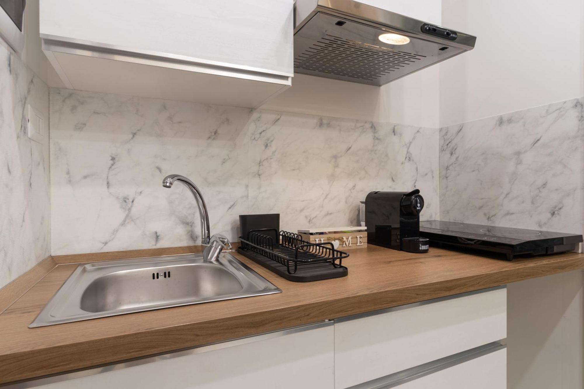 Eralight21 Apartments บารี ภายนอก รูปภาพ